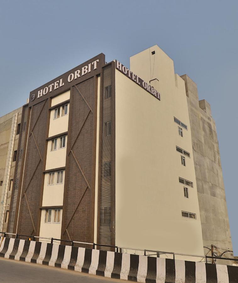 Hotel Orbit Vadodara Exterior photo